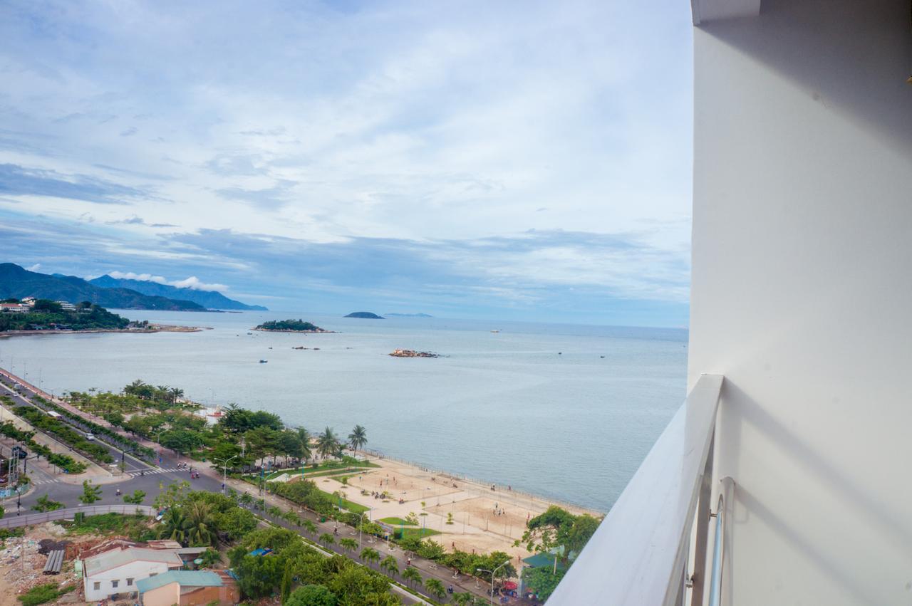 Gem Nha Trang Hotel מראה חיצוני תמונה