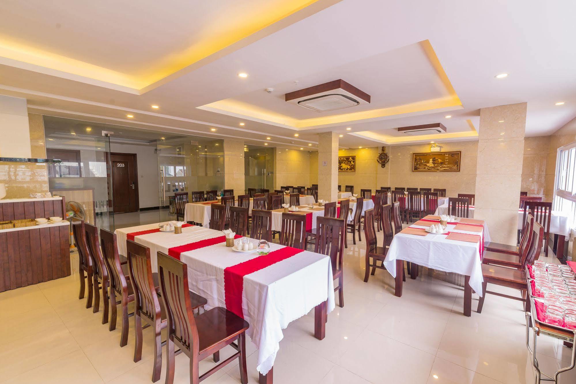 Gem Nha Trang Hotel מראה חיצוני תמונה